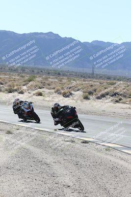 media/Dec-01-2025-Moto Forza (Mon) [[2daa91e15f]]/3-Beginner Group/Session 3 (Turn 16 Inside)/